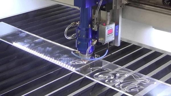 Gia công mica theo yêu cầu Gia công mica theo yêu cầu